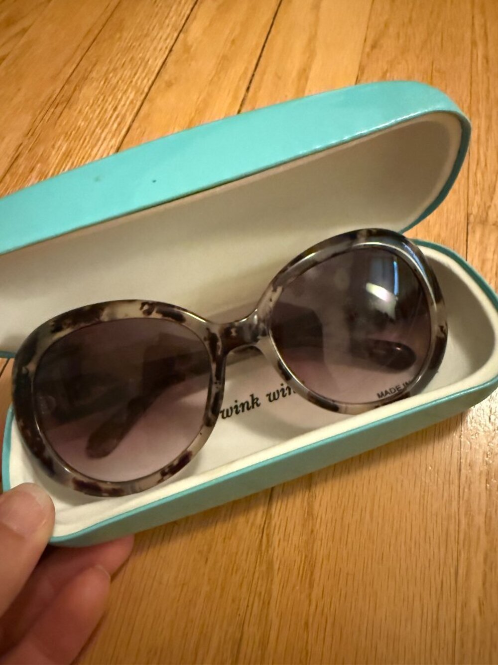 Kate Spade Round Tortoiseshell Sunglasses – Gradient Lenses with Case